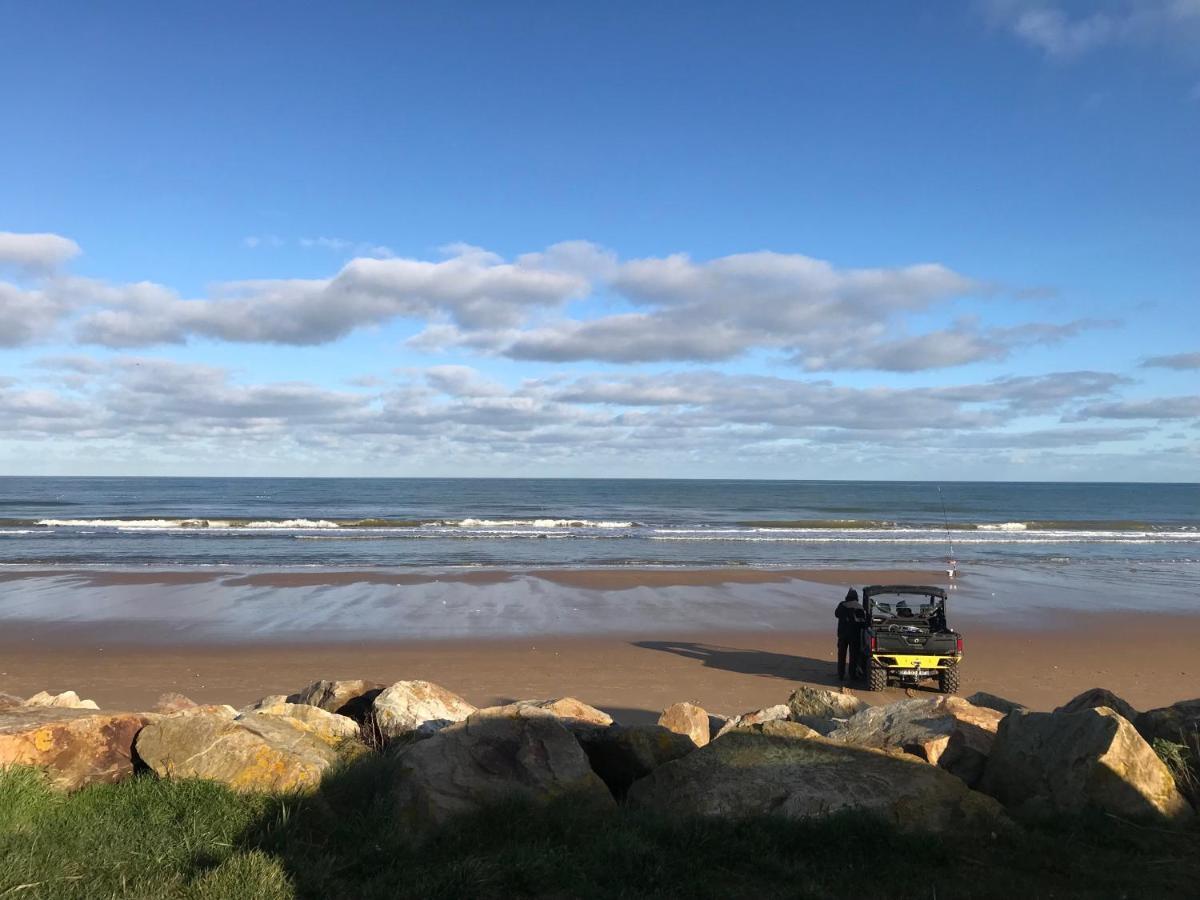Roulage Ferme 18Eme Normandie Plage Longueville  Kültér fotó